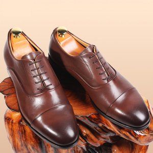 Business casual leather shoes